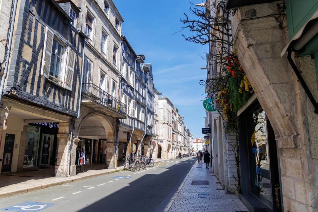 L'Appartement : Location Les Merciers. La Rochelle  Exterior photo